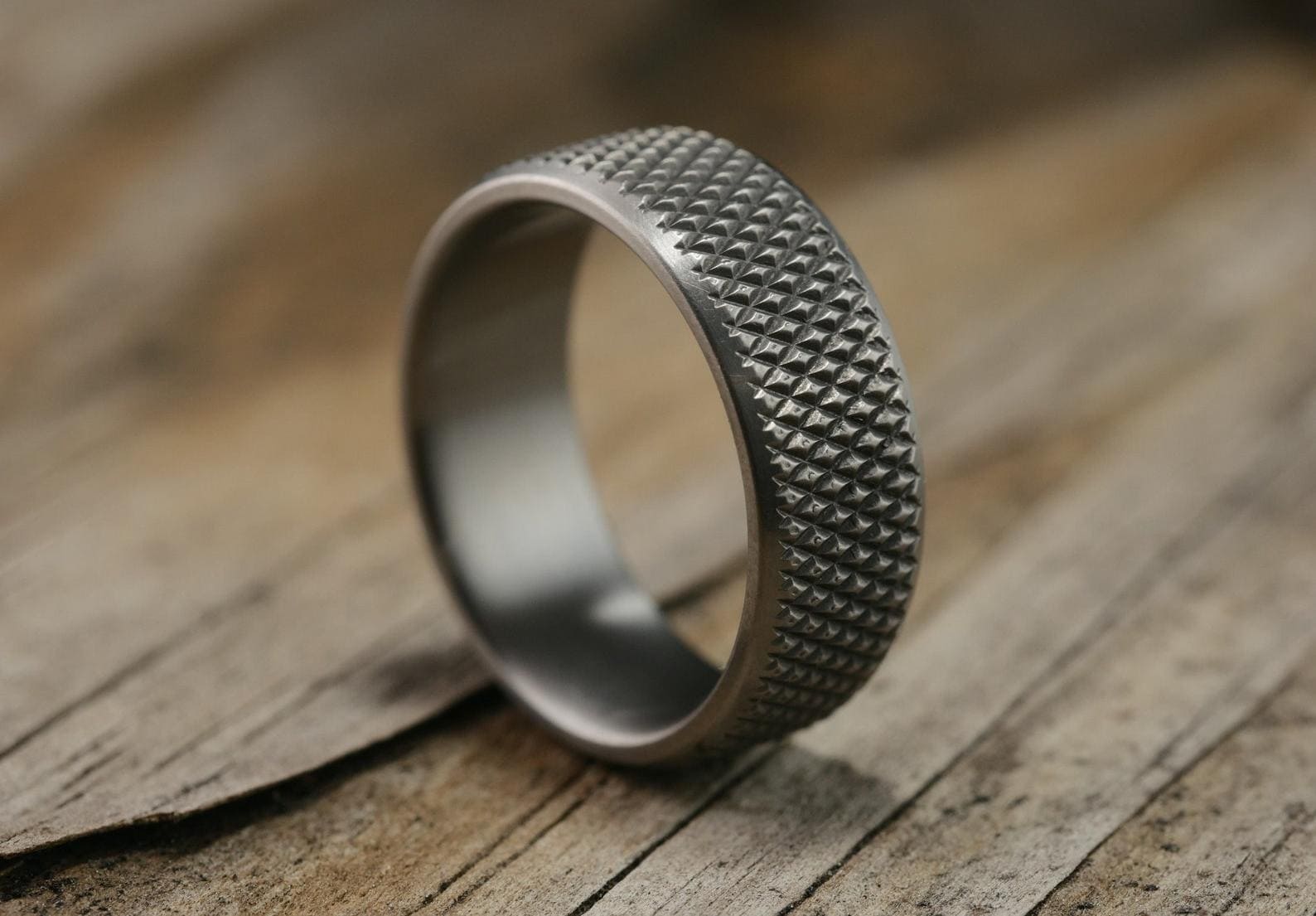 Diamond Knurl